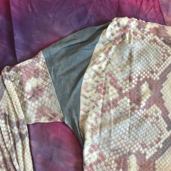 Prada SS 2009 Snake Print Sweater - Picture 3 of 4